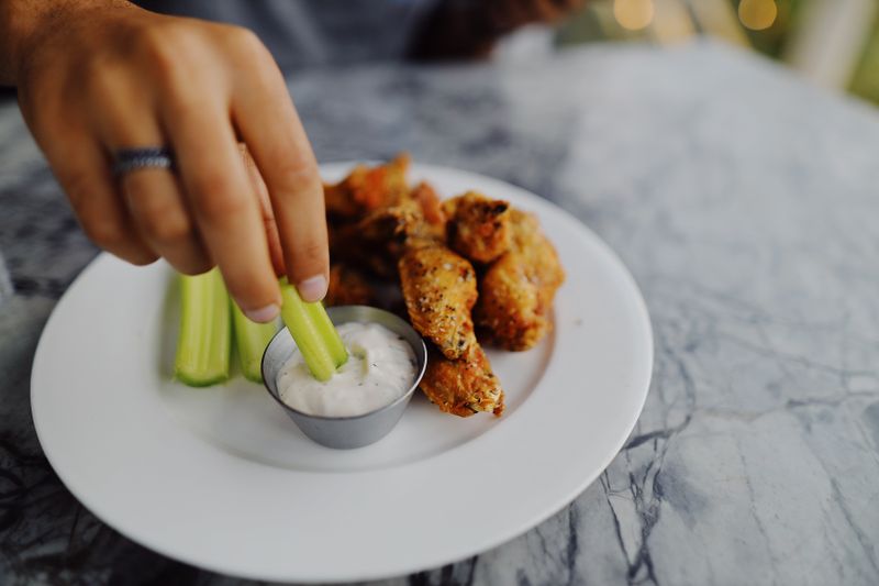 Crispy Chicken Wings with ranch dipping sauce